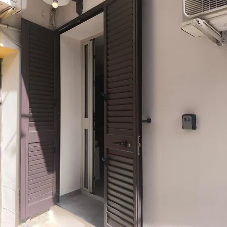 Duomo Rent & Flat Bed and breakfast 3*