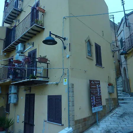 Duomo Rent & Flat فندق مبيت وإفطار
